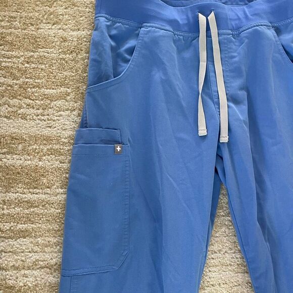 Blue FIGS technical collection womens scrub pants size M - Picture 2 of 5